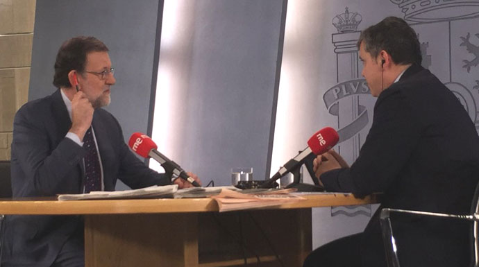 Rajoy pide a Sánchez que aclare sus pactos con los independentistas