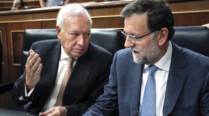 ¿Quiere Margallo que Rajoy dé un paso atrás para facilitar los pactos?