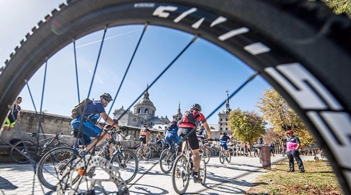 El MTB toma El Escorial con la Imperial Bike Tour