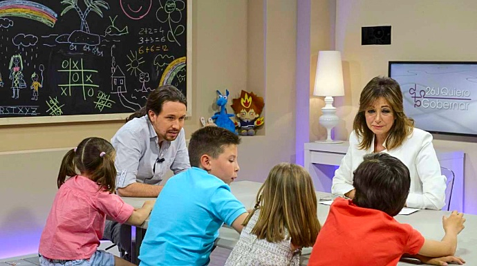 Iglesias, Quintana y los niños en el nuevo espacio de Telecinco. 
