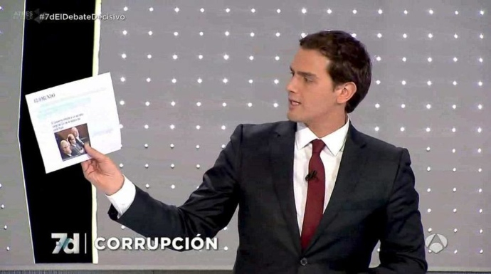 Albert Rivera, durante su rifirrafe contra Rajoy sobre la corrupción