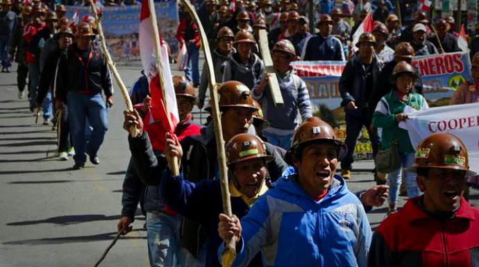 Los mineros han asesinado a un viceministro de Bolivia.