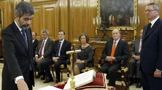 El presidente del Supremo jura su cargo. En el acto, Rajoy y Gallardón