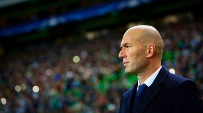 Zidane, también soporta las críticas de un reducido sector del madridismo que espera su fallo.