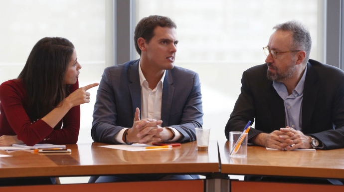 Inés Arrimadas, Albert Rivera y Juan Carlos Girauta, en una reunión de la ejecutiva de Ciudadanos