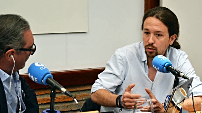 Carlos Herrera y Pablo Iglesias, en una intervención del de Podemos en Herrera en COPE.