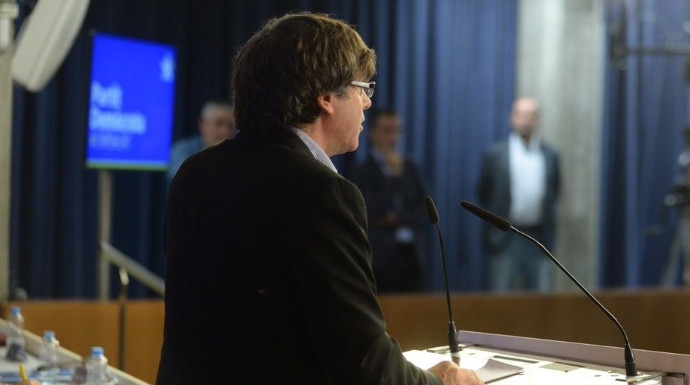 Puigdemont, el pasado día 9, presentando sus 'leyes' unilaterales
