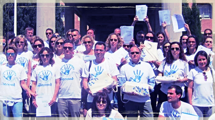 Las familias de la Comunidad de Valencia afectadas por los cambios educativos, protestando en mayo