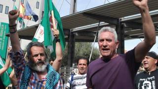 La extrema izquierda se organiza ya para incendiar las calles en Andalucía