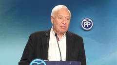 Margallo compara al PP con el Liverpool y alerta sobre Vox
