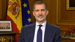 Viejas glorias del PSOE, Cs y UPyD se unen en defensa de la Monarquía y la Constitución