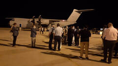 Llegada del primer aviÃ³n desde Kabul
