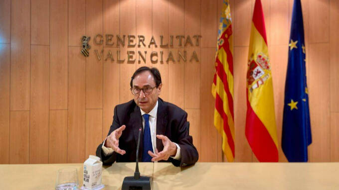 El conseller Soler en su visita a Castellón