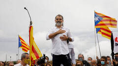El repaso monumental del líder del PP catalán sobre la marcha del último 'indepe' a Suiza