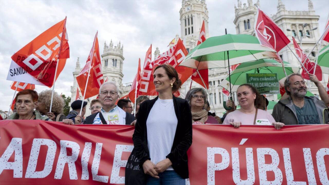 Mónica García liderando una protesta sindical