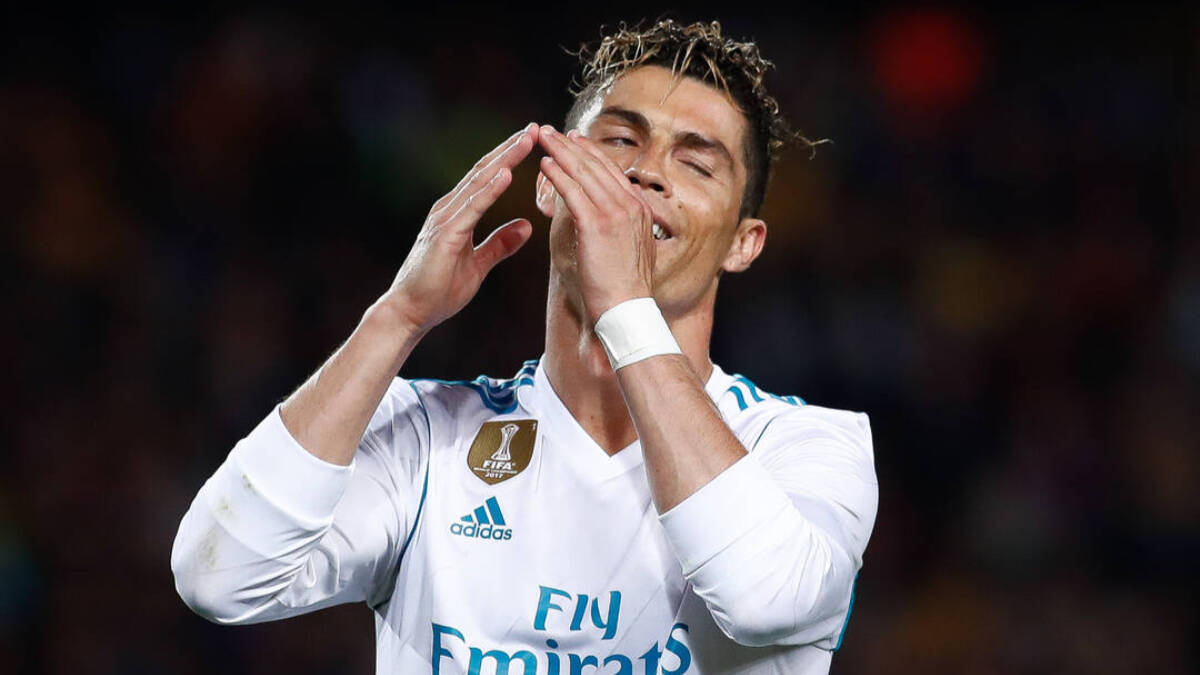 Cristiano Ronaldo lamentándose en un Clásico disputado en 2018