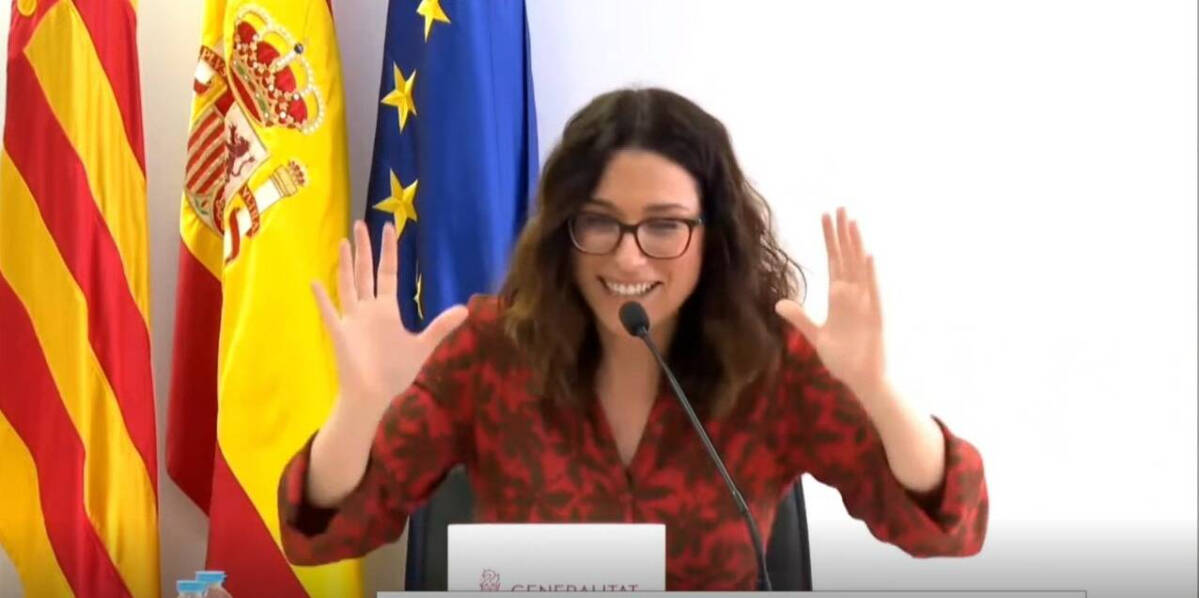 La portavoz del Consell y vicepresidenta, Aitana Mas, en rueda de prensa tras el pleno del Consell en la nueva sede de Alicante.