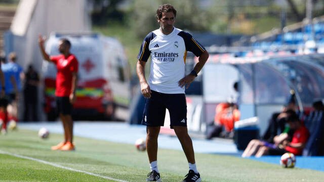 El Villarreal se cansa de esperar a Raúl González y apuesta por otro entrenador
