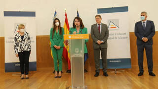 Medicina se estrena en la Universidad de Alicante con alto porcentaje de mujeres