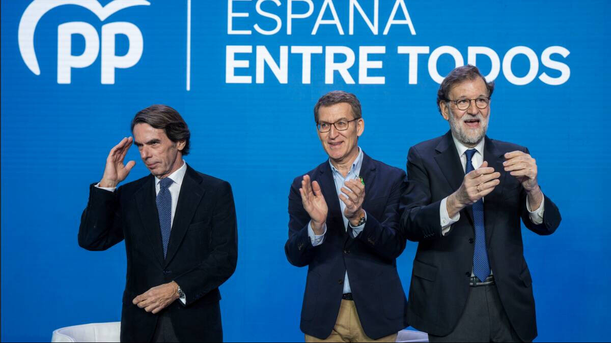 Aznar, Feijóo y Rajoy juntos en un acto del Partido Popular.
