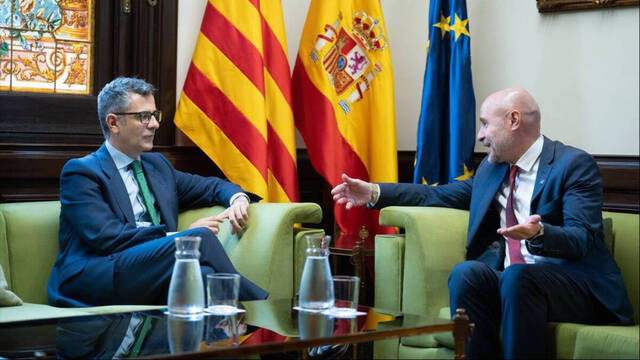 Puigdemont ya tiene la propuesta para la amnistía y Bolaños escurre el bulto