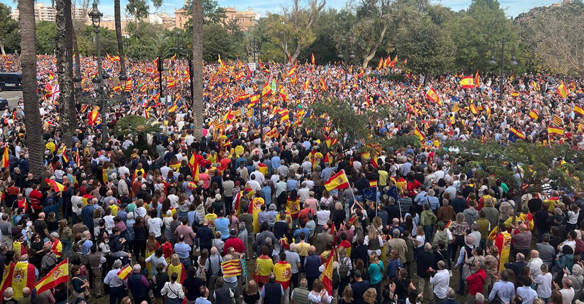 Plaza del Temple de Valencia llena contra la amnistía