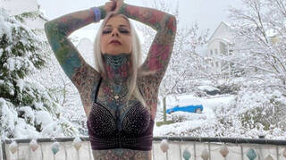 Kerstin Tristan, la alemana de 56 años que se ha gastado una fortuna en tatuajes
