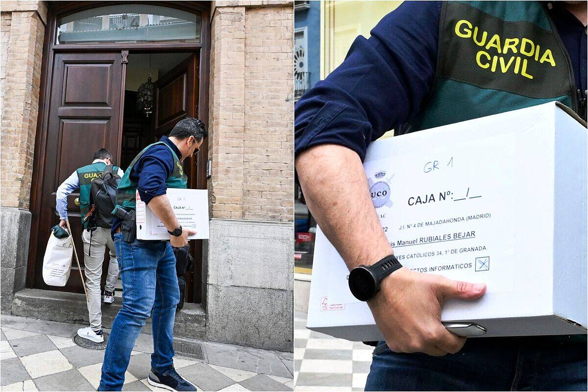 Agentes de la GC saliendo del domicilio de Luis Rubiales en Granada (EFE)