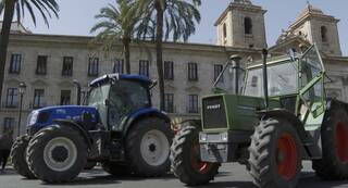 Los tractores vuelven a tomar las calles para exigir una Agenda 2030 