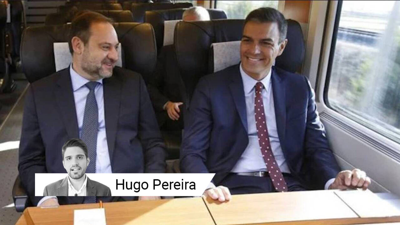 El ex ministro José Luis Ábalos junto al presidente Pedro Sánchez