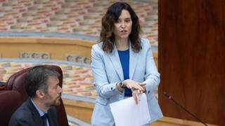 Ayuso recomienda H&S al PSOE: “¿se quitan la caspa de Bildu antes de las urnas?”