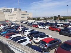 El CSIF exige solución al aparcamiento en el hospital de la Ribera