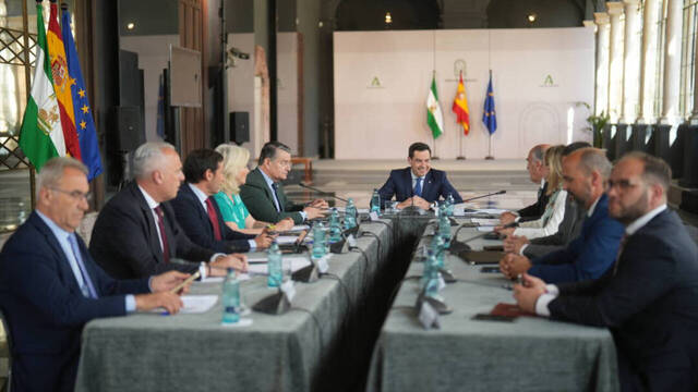 Moreno pide que el Acuerdo con Gibraltar acabe con la brecha económica y social