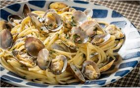 Espaguetis con almejas o a la vongole: disfruta del sabor mediterráneo