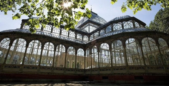 palacio de cristal, en el parque de el retiro, en Madrid