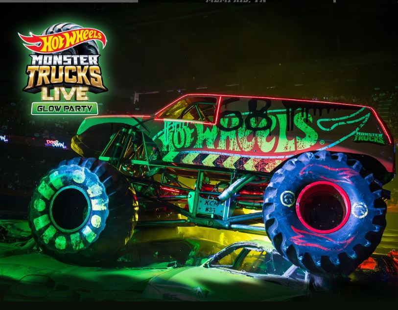Hot Wheels Monster Trucks Live Glow Party: 