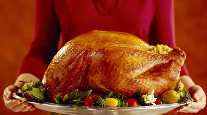 Receta tradicional para cocinar el famoso pavo de Acción de Gracias.