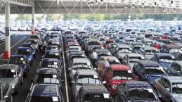 El Pive y las empresas siguen impulsando las ventas de coches