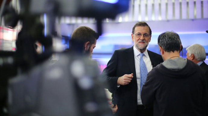 Rajoy no da un paso atrás y si hay elecciones será el candidato.