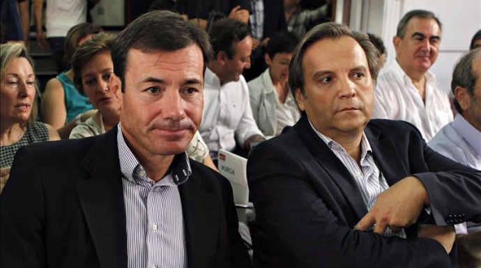 Gómez y Carmona, dos víctimas del secretario general del PSOE.