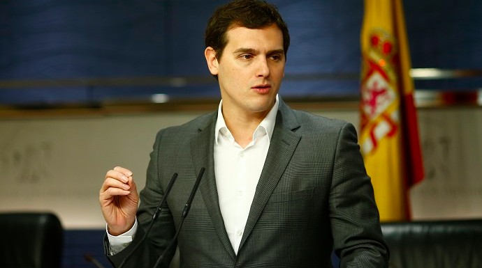 Rivera le ha puesto cinco condiciones al PSOE para llegar a un acuerdo.