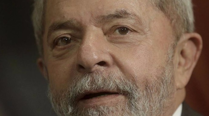 La detención de Lula ha dejado en evidencia a sus fans españoles.