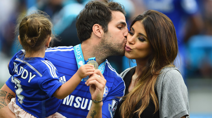 El jugador del Chelsea y su pareja Daniella Semaan celebrando una victoria junto a su hija mayor. 
