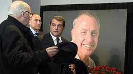 El llanto de Laporta eclipsa las sentidas palabras de Florentino sobre Cruyff