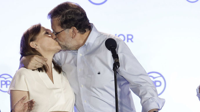 El beso de Rajoy a Viri se hizo viral en un abrir y cerrar de ojos.