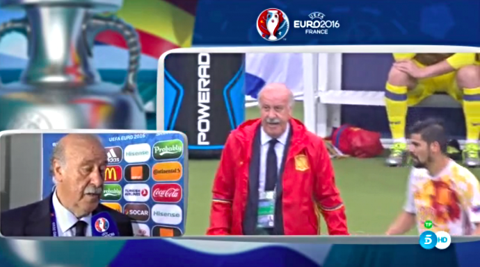 Un momento de la retransmisión del partido que supuso la eliminación de España. 