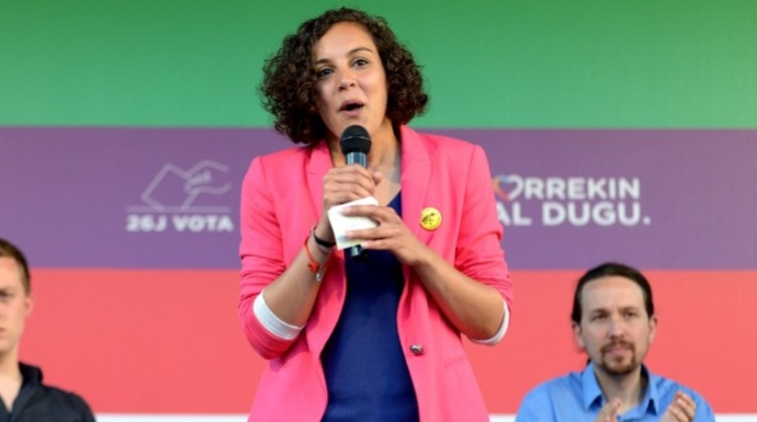 La líder de Podemos en el País Vasco, Nagua Alba. A su lado, Pablo Iglesias