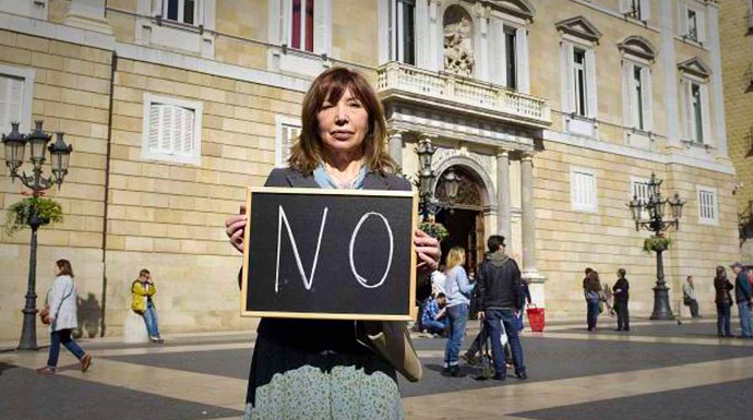 Dolores Agenjo diciendo "no" al independentismo, en una imagen de archivo.