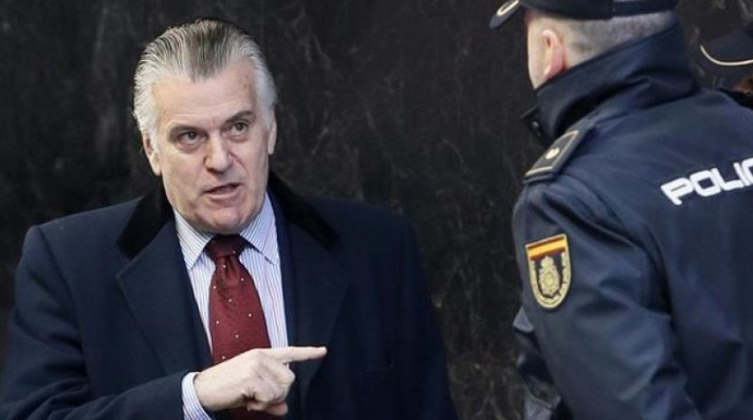 El ex tesorero del PP, Luis Bárcenas, llegando al juicio del caso Gürtel
