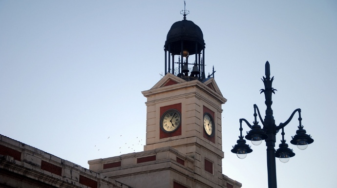 Préstamo de dinero Remolque celebrar 11 cosas que quizá no sepas del reloj de la Puerta del Sol - ESdiario